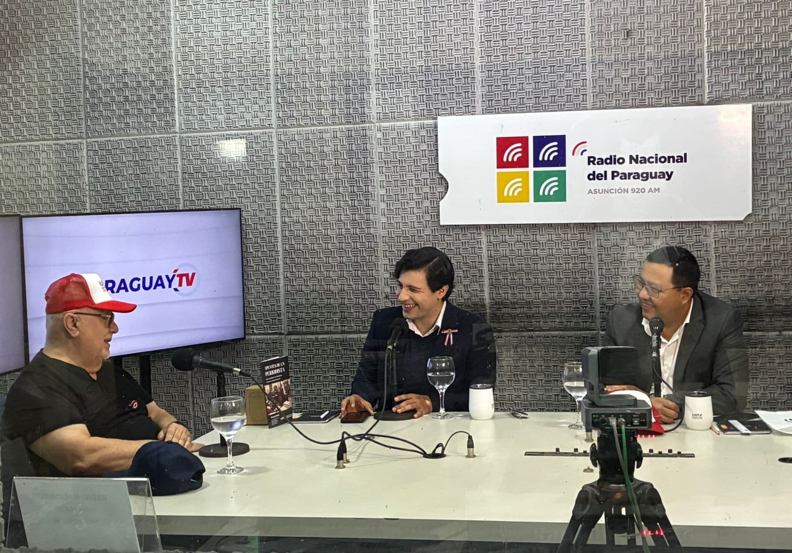 news banner